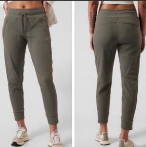 Athleta Green Trekkie North Jogger Pants